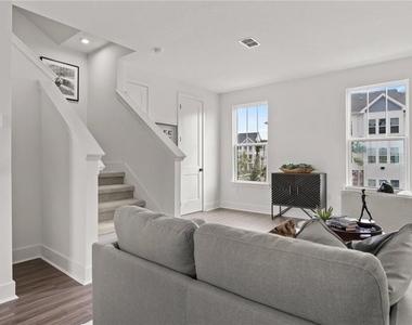 6678 Juneberry Way - Photo Thumbnail 12