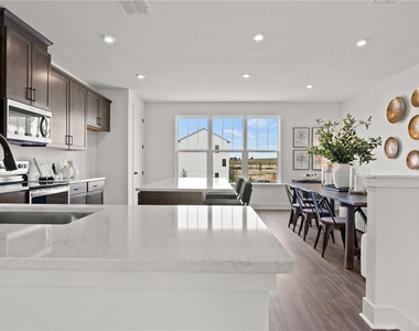 6678 Juneberry Way - Photo Thumbnail 5