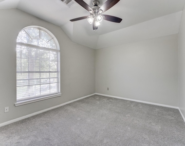 12415 Silversmine Drive - Photo Thumbnail 34