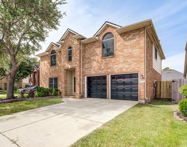 12415 Silversmine Drive - Photo Thumbnail 3
