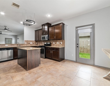 5115 Whitebridge Lane - Photo Thumbnail 10