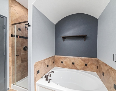 5115 Whitebridge Lane - Photo Thumbnail 20