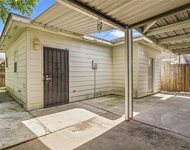 7839 Goode Street - Photo Thumbnail 8