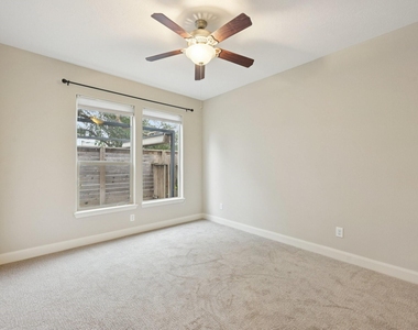 1214 Sampson Street - Photo Thumbnail 20