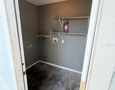 2829 Nordman Avenue - Photo Thumbnail 17