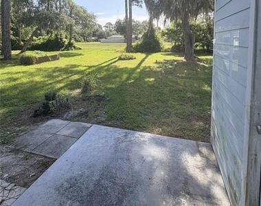 2829 Nordman Avenue - Photo Thumbnail 15