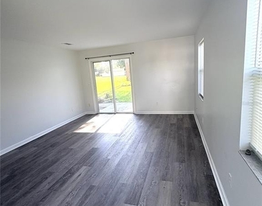 2829 Nordman Avenue - Photo Thumbnail 1
