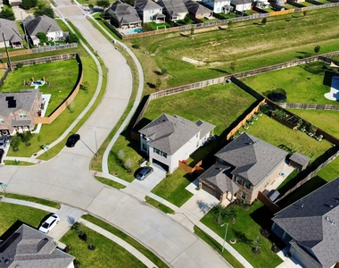 21103 Sherrell Bay Drive - Photo Thumbnail 32