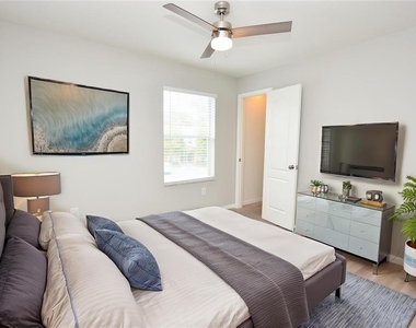 4139 Shade Tree Lane - Photo Thumbnail 29