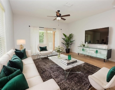 4139 Shade Tree Lane - Photo Thumbnail 10