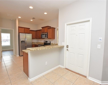 4139 Shade Tree Lane - Photo Thumbnail 7