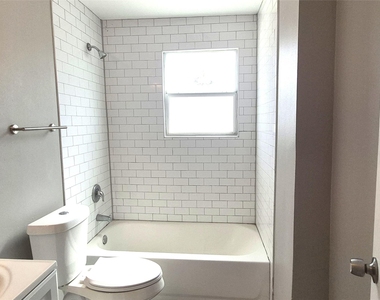 1801 Roosevelt Street - Photo Thumbnail 8