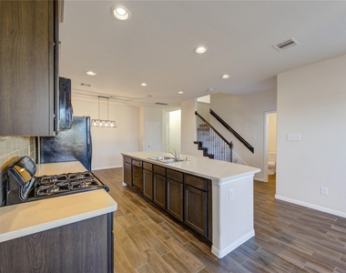 8335 Hawthorn Valley Lane - Photo Thumbnail 9