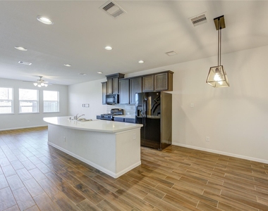 8335 Hawthorn Valley Lane - Photo Thumbnail 2