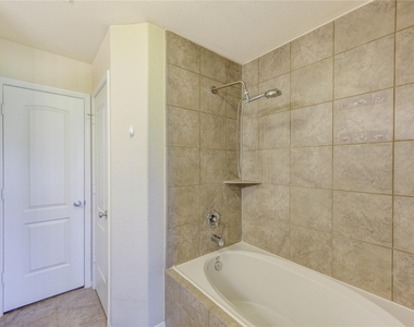 8335 Hawthorn Valley Lane - Photo Thumbnail 16