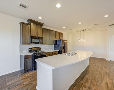 8335 Hawthorn Valley Lane - Photo Thumbnail 8