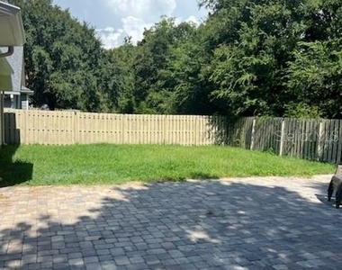 14424 Nw 22nd Place - Photo Thumbnail 11