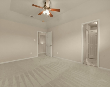 1120 Lasso Court - Photo Thumbnail 24