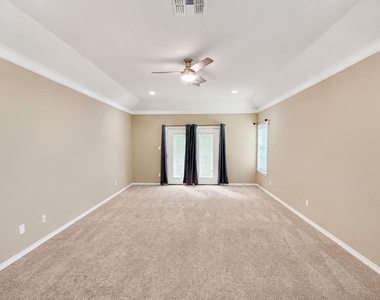 4414 Woodland Ridge Drive - Photo Thumbnail 8