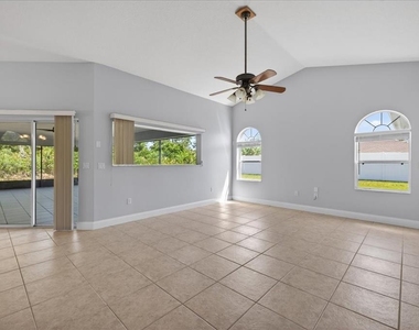 28 Freneau Lane - Photo Thumbnail 10