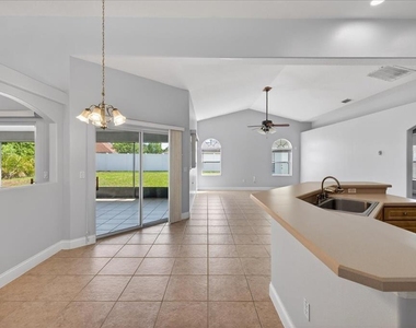 28 Freneau Lane - Photo Thumbnail 12