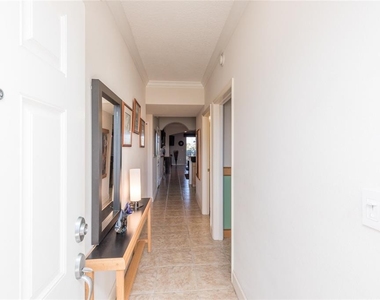 80 Surfview Drive - Photo Thumbnail 5