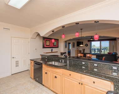 80 Surfview Drive - Photo Thumbnail 12