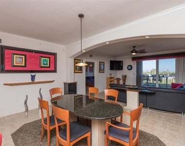 80 Surfview Drive - Photo Thumbnail 14