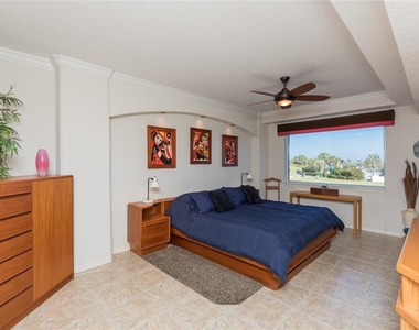 80 Surfview Drive - Photo Thumbnail 3
