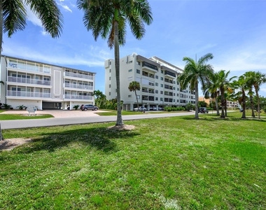 1477 Park Beach Circle - Photo Thumbnail 76