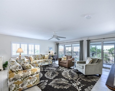 1477 Park Beach Circle - Photo Thumbnail 8