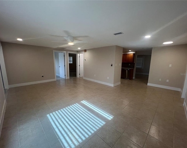 249 Seminole Boulevard Nw - Photo Thumbnail 2