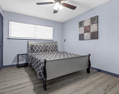 11103 Greenwillow Street - Photo Thumbnail 18