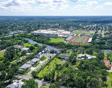 4935 Riverwood Avenue - Photo Thumbnail 12