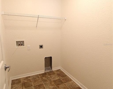 2211 11th Avenue E - Photo Thumbnail 15