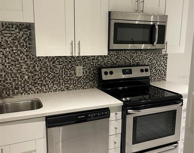 3700 S Osprey Avenue - Photo Thumbnail 10