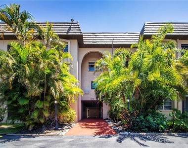 3700 S Osprey Avenue - Photo Thumbnail 2