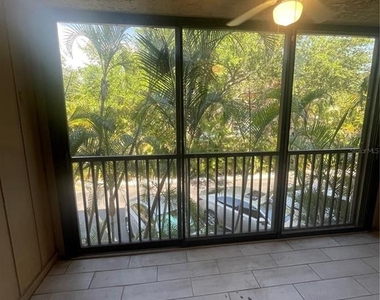 3700 S Osprey Avenue - Photo Thumbnail 3