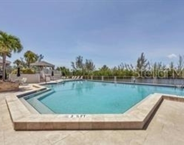 79 Tidy Island Boulevard - Photo Thumbnail 46
