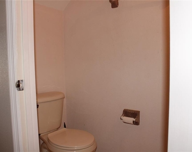 5016 Misty Canal Place - Photo Thumbnail 6