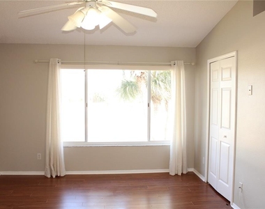 5016 Misty Canal Place - Photo Thumbnail 8