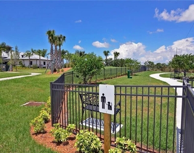 850 Tidewater Shores Loop - Photo Thumbnail 17