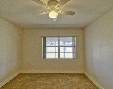 302 Canton Court - Photo Thumbnail 17