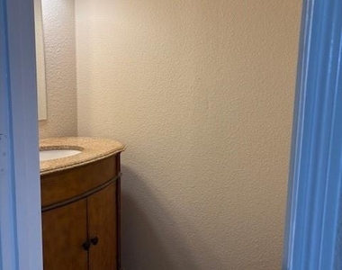 1500 Bay Area Boulevard - Photo Thumbnail 6