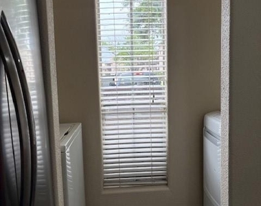 1500 Bay Area Boulevard - Photo Thumbnail 5