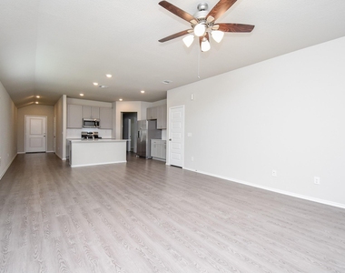 8006 Camphor Court - Photo Thumbnail 9
