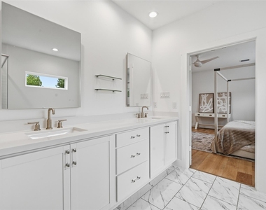 510 E 28th Street - Photo Thumbnail 20