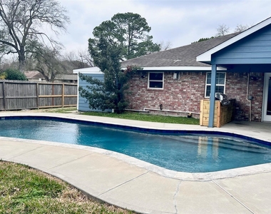 6335 Tall Willow Drive - Photo Thumbnail 3