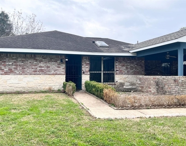 6335 Tall Willow Drive - Photo Thumbnail 23