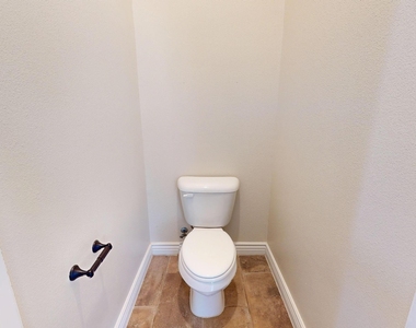14741 Tierra Harbor Avenue - Photo Thumbnail 22